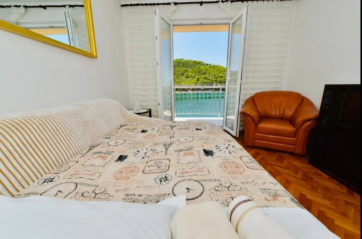 Apartment Niksa Novigrad  Novigrad (Dalmatia)
